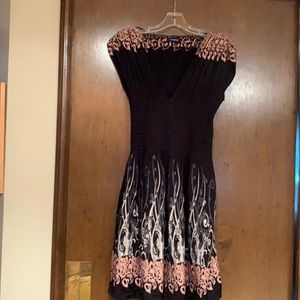 Ladies Cap Sleeved Dress